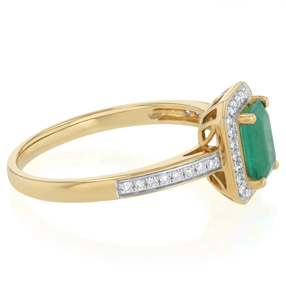 1ct Natural Emerald and 0.15 Carat Diamond Ring in 9ct Yellow Gold - Image 2