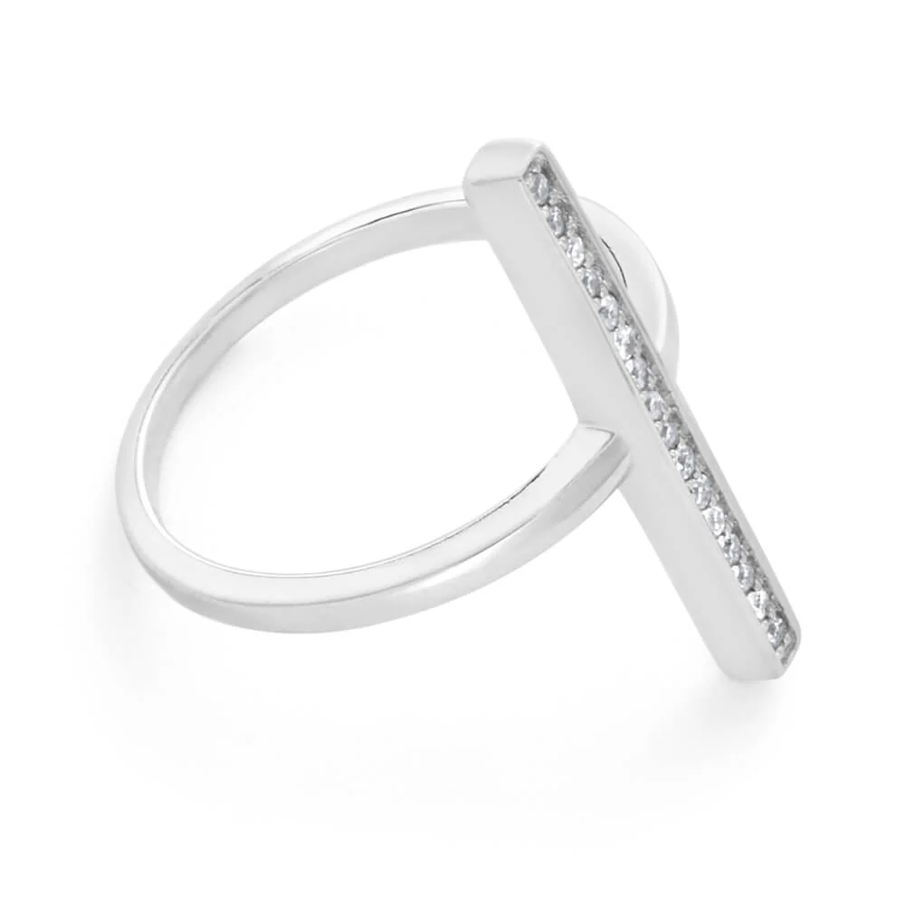 9ct White Gold Diamond Ring Set With 16 Brilliant Diamonds - Image 2