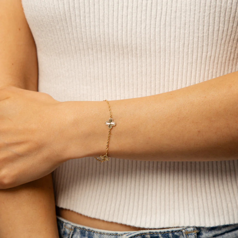 9ct Yellow Gold Silverfilled Clover Bracelet - Image 3