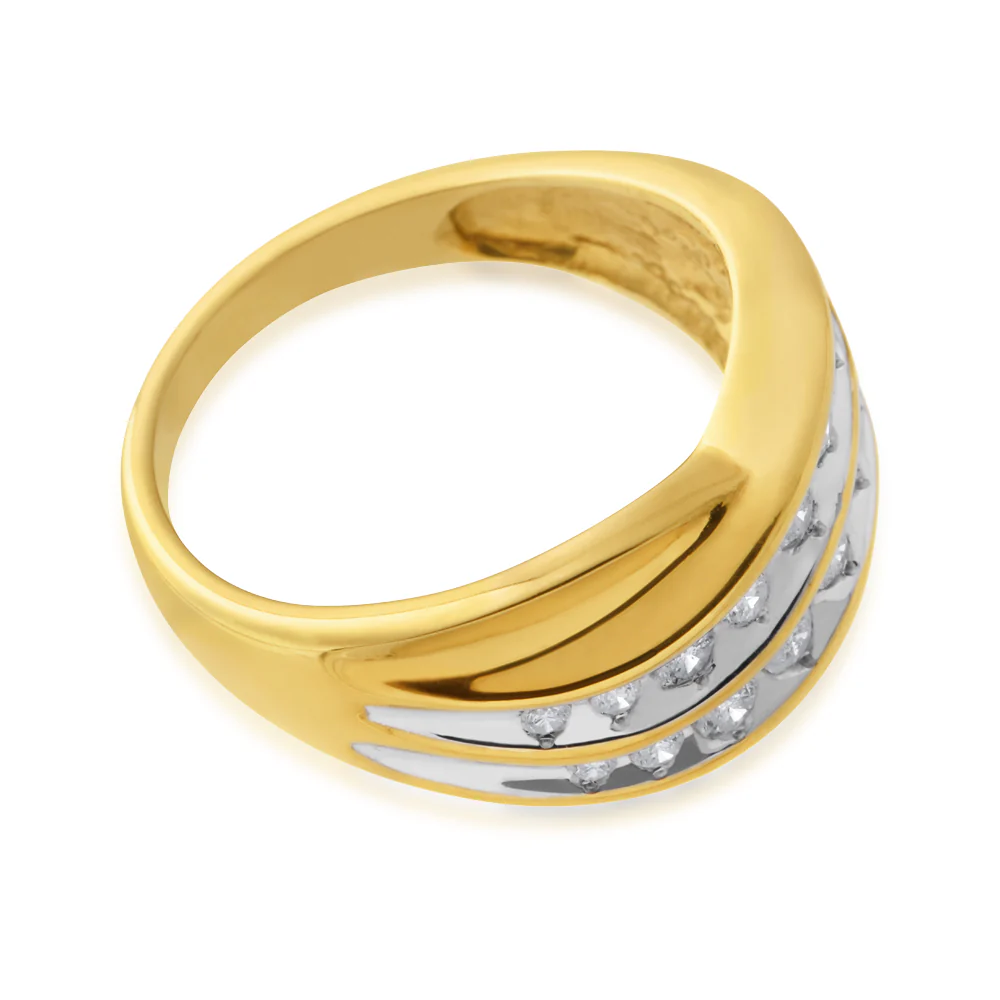9ct Yellow Gold1/2 Carat Diamond Ring Set with 18 Stunning Brilliant Diamonds - Image 2