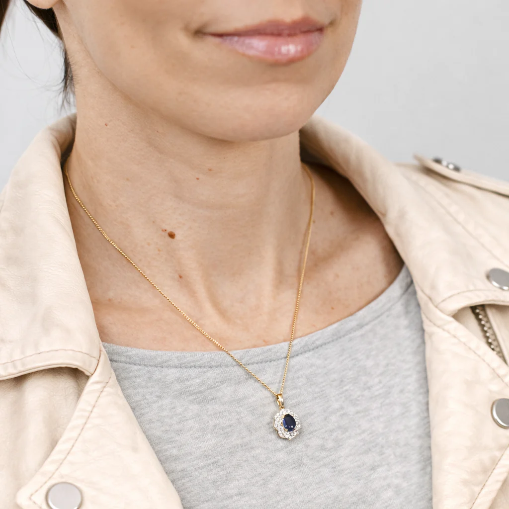 Luminesce Lab Grown 1/3 Carat and Natural Black Sapphire Pendant in 9ct Yellow Gold - Image 2