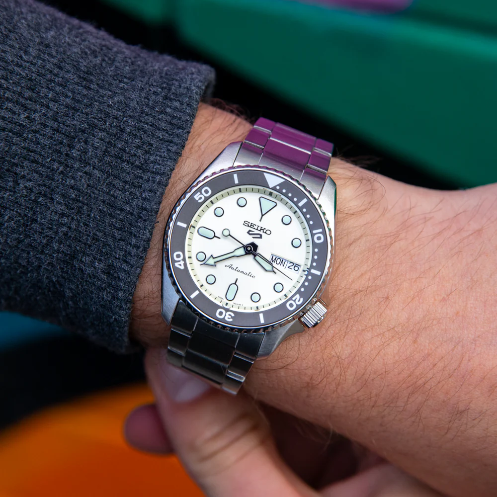 Seiko 5 Sports SKX Series SRPK31K Automatic - Image 2